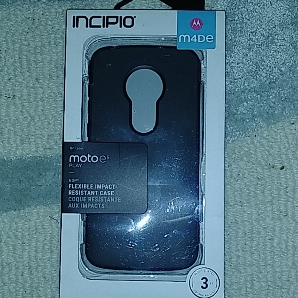 Moto e5 phone case